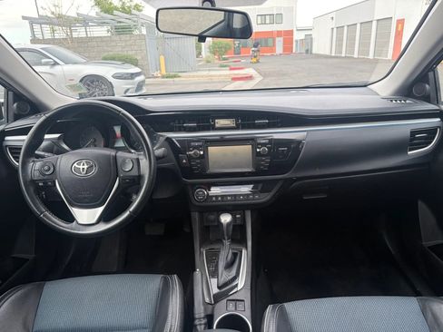 Used 2015 Toyota Corolla S image 9