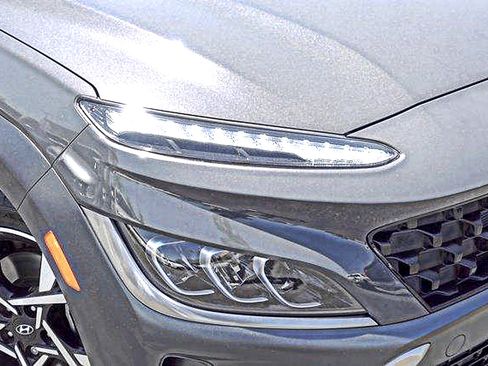Used 2023 Hyundai Kona Limited FWD image 2