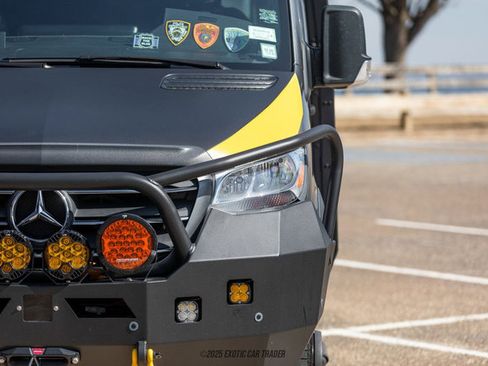 Used 2022 Mercedes-Benz Sprinter 3500 image 60