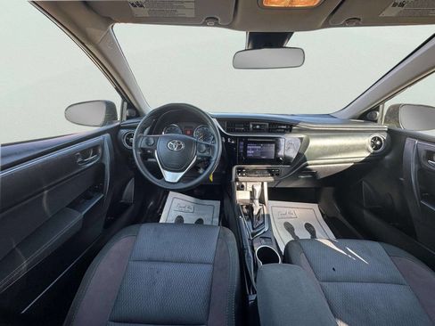 Used 2017 Toyota Corolla LE image 19