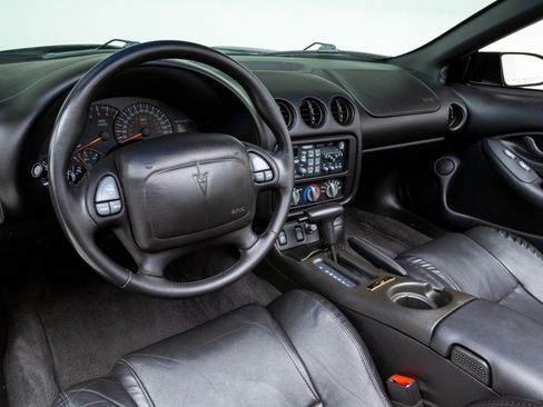 Used 2001 Pontiac Firebird Trans Am w/ SLP Firehawk Pkg RWD image 24