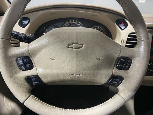 Used 2004 Chevrolet Impala LS w/ Preferred Equipment Group image 23