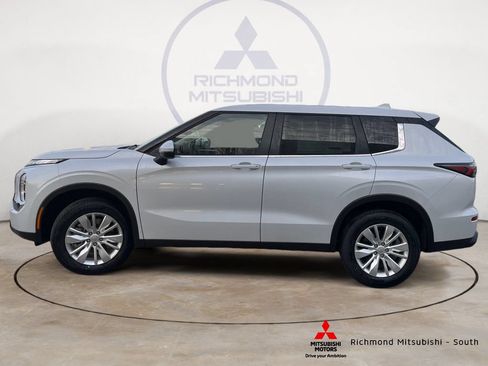 New 2026 Mitsubishi Outlander ES AWD/4WD image 6