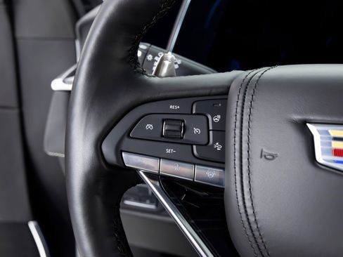 Used 2023 Cadillac Escalade V image 15