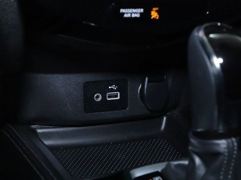 Used 2018 Nissan Rogue SL AWD/4WD image 26