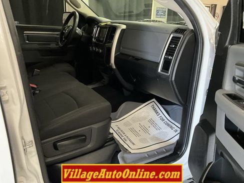 Used 2020 RAM 1500 Classic Warlock AWD/4WD image 31