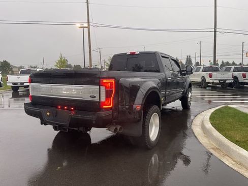 Used 2019 Ford F450 Platinum w/ Platinum Ultimate Package AWD/4WD image 5