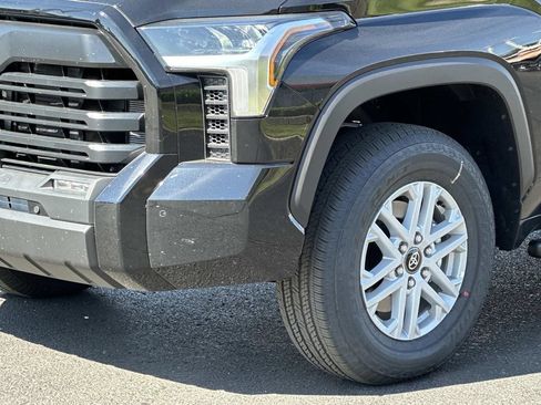 New 2026 Toyota Tundra SR5 AWD/4WD image 7