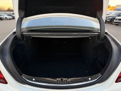 Used 2018 Mercedes-Benz S 560 4MATIC Sedan image 38