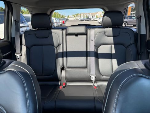 Used 2023 Jeep Grand Cherokee 4WD 4xe image 26