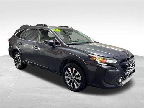 Used 2024 Subaru Outback Limited AWD/4WD image 3
