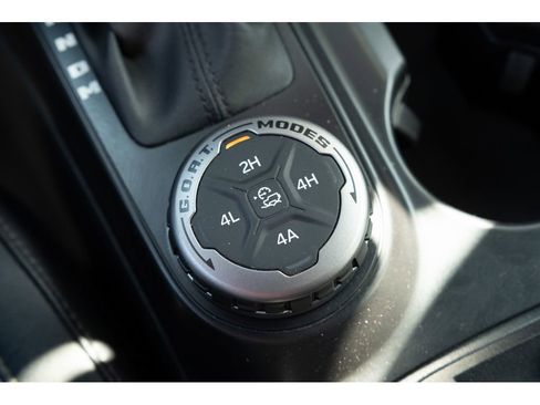 Used 2024 Ford Bronco Everglades image 18