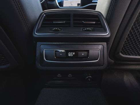 Used 2022 Audi A6 Premium Plus w/ Premium Plus Package image 31