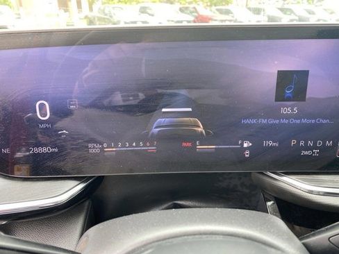Used 2025 Buick Envision Preferred AWD/4WD image 11