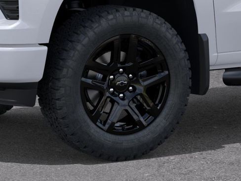 New 2026 Chevrolet Silverado 1500 Custom w/ LPO, Dark Essentials Package AWD/4WD image 9