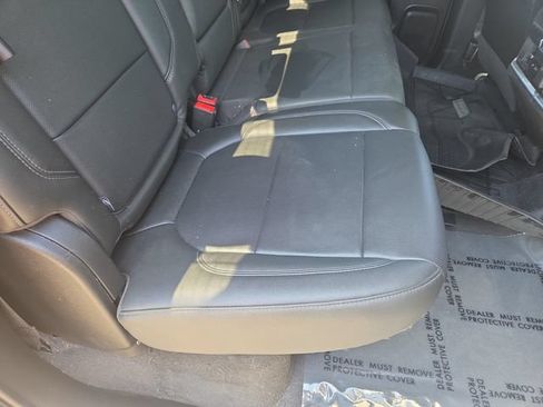Used 2019 Chevrolet Silverado 1500 LTZ w/ LTZ Premium Package AWD/4WD image 33