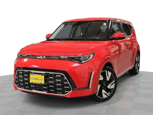 Used 2025 Kia Soul GT-Line w/ GT-Line Technology Package FWD image 1