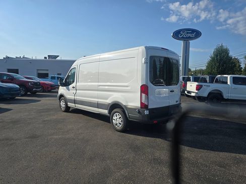 Used 2015 Ford Transit 250 148 Medium Roof w/ Interior Upgrade Package RWD image 3