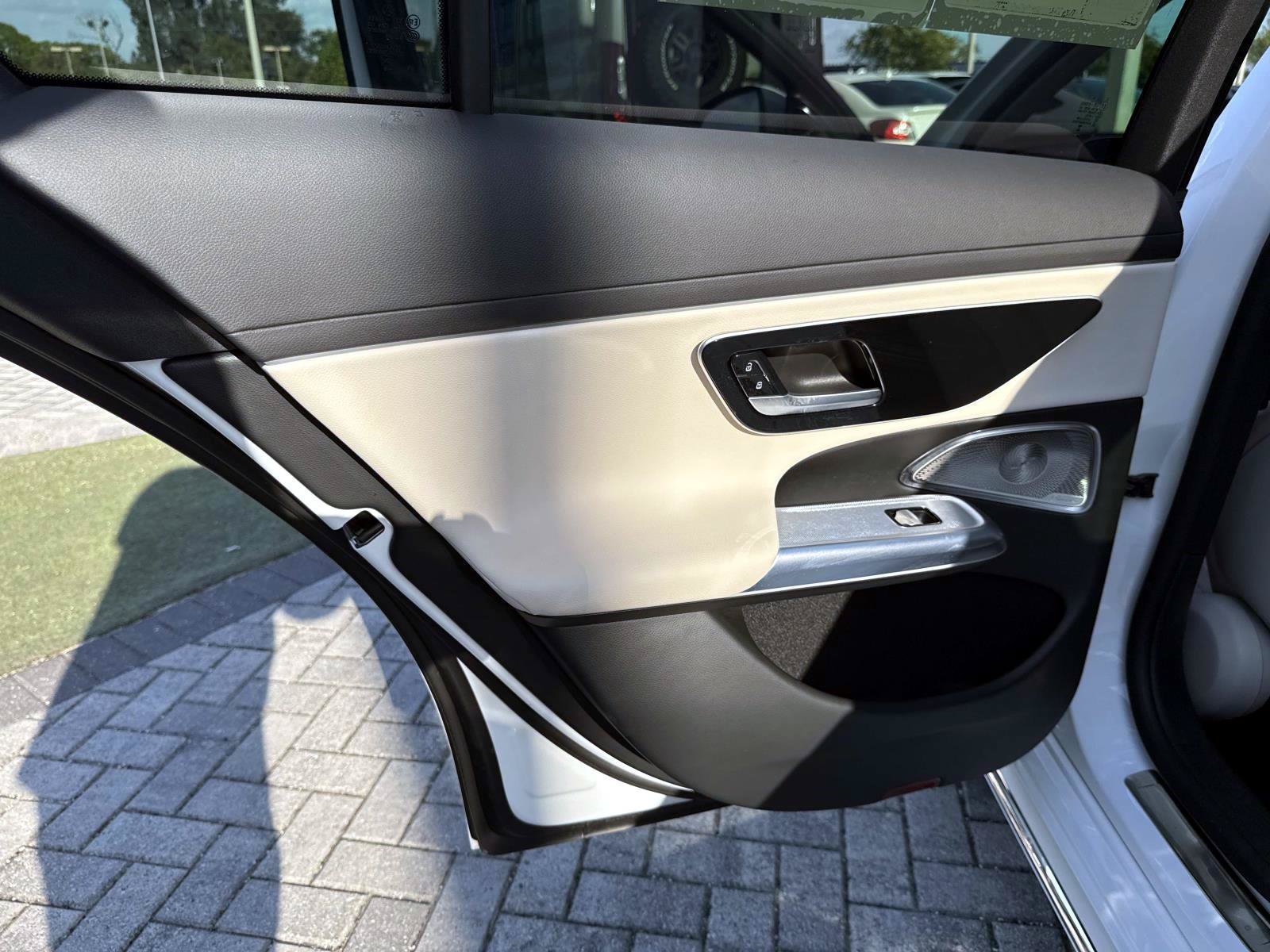 Certified 2024 Mercedes-Benz E 350 4MATIC Sedan image 11