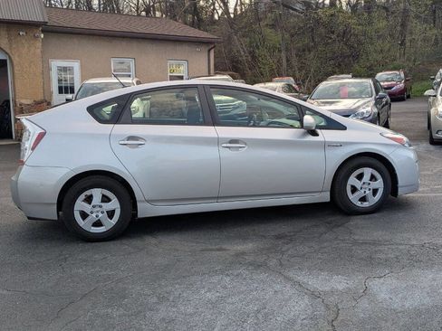 Used 2011 Toyota Prius Two image 27