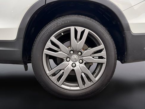 Used 2022 Honda Pilot Sport image 19