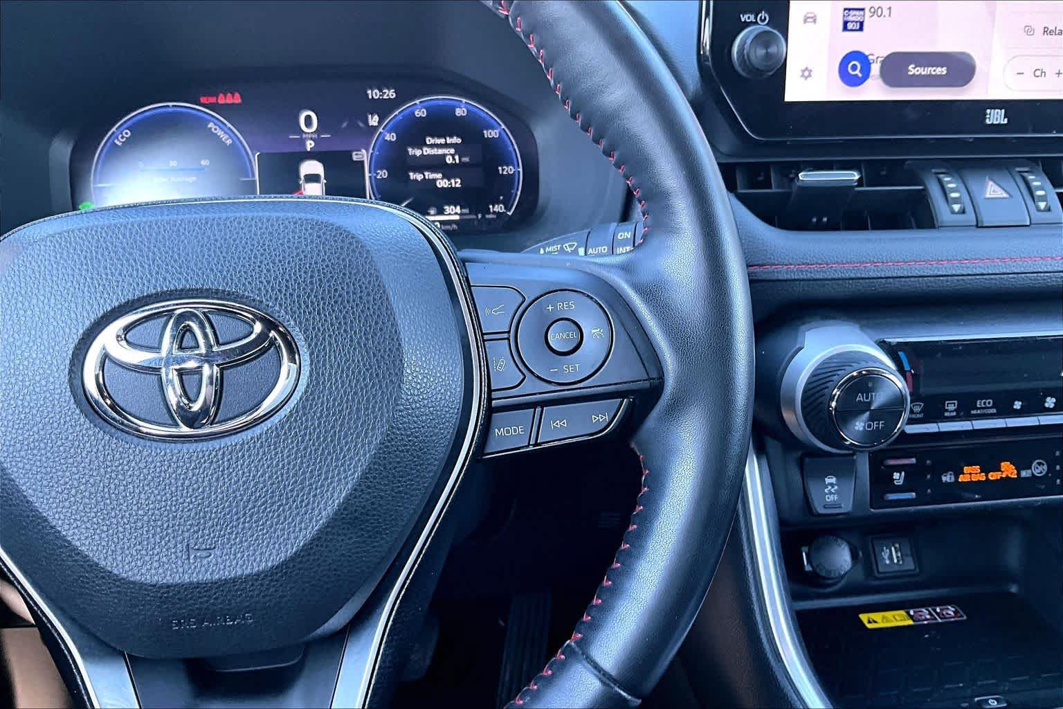 Used 2024 Toyota RAV4 XSE w/ Premium Package AWD/4WD image 24