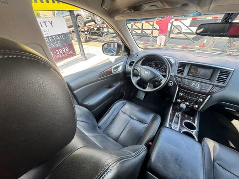 Used 2013 Nissan Pathfinder SL w/ Trailer Tow Pkg AWD/4WD image 27