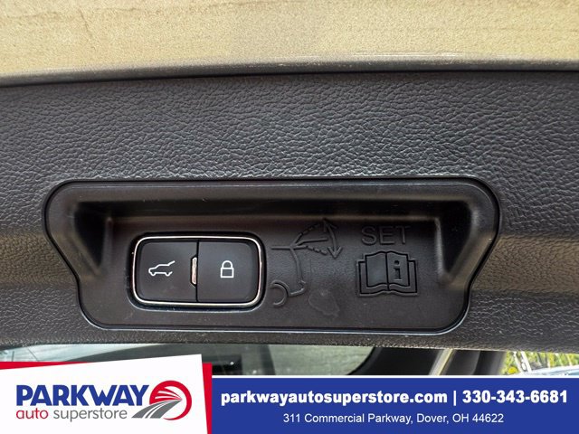 Certified 2024 Ford Explorer XLT w/ Equipment Group 202A AWD/4WD image 16