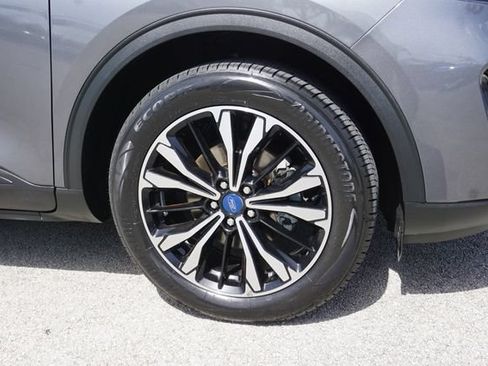 Certified 2022 Ford Escape SEL w/ SEL Stealth AWD Package image 13