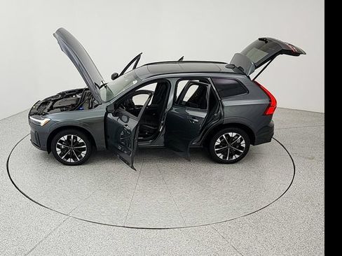 New 2026 Volvo XC60 B5 Plus w/ Climate Package AWD/4WD image 45