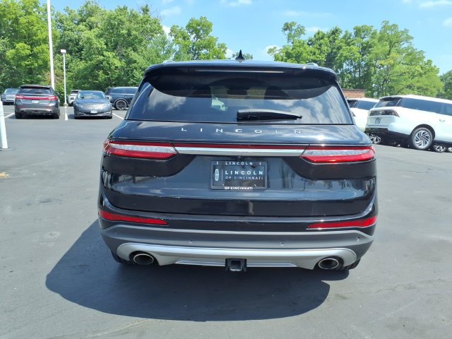 Used 2022 Lincoln Corsair Reserve w/ Towing Package AWD/4WD image 6