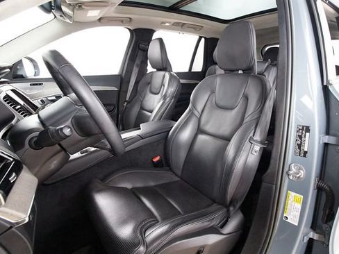 Used 2023 Volvo XC90 B6 Ultimate w/ Lounge Package AWD/4WD image 19