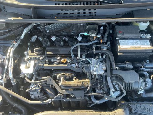 Used 2025 Toyota Corolla LE image 32