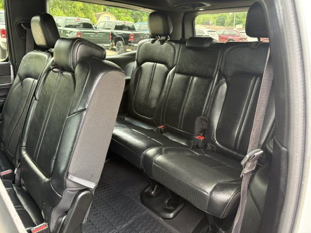 Used 2022 Jeep Wagoneer Series II AWD/4WD image 10