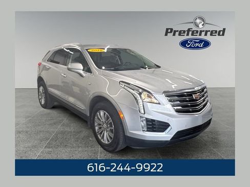 Used 2018 Cadillac XT5 Luxury w/ Driver Awareness Package AWD/4WD image 1