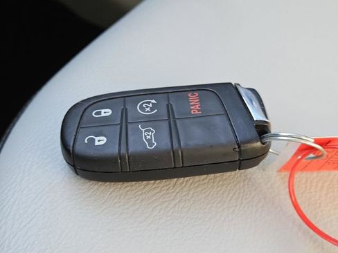 Used 2020 Jeep Compass Latitude w/ Popular Equipment Group image 36