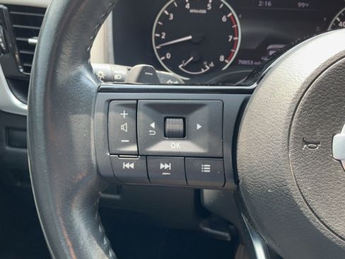 Used 2021 Nissan Rogue SL w/ Premium Package AWD/4WD image 12