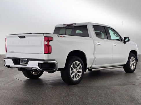 Used 2022 Chevrolet Silverado 1500 LTZ w/ LTZ Premium Package image 3