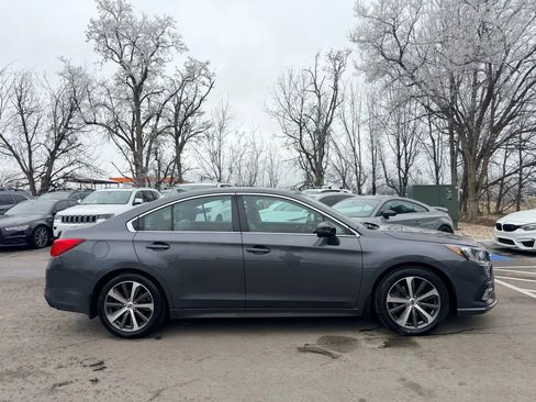 Used 2018 Subaru Legacy 3.6R Limited image 7