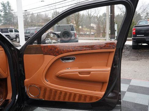 Used 2011 Bentley Mulsanne image 67