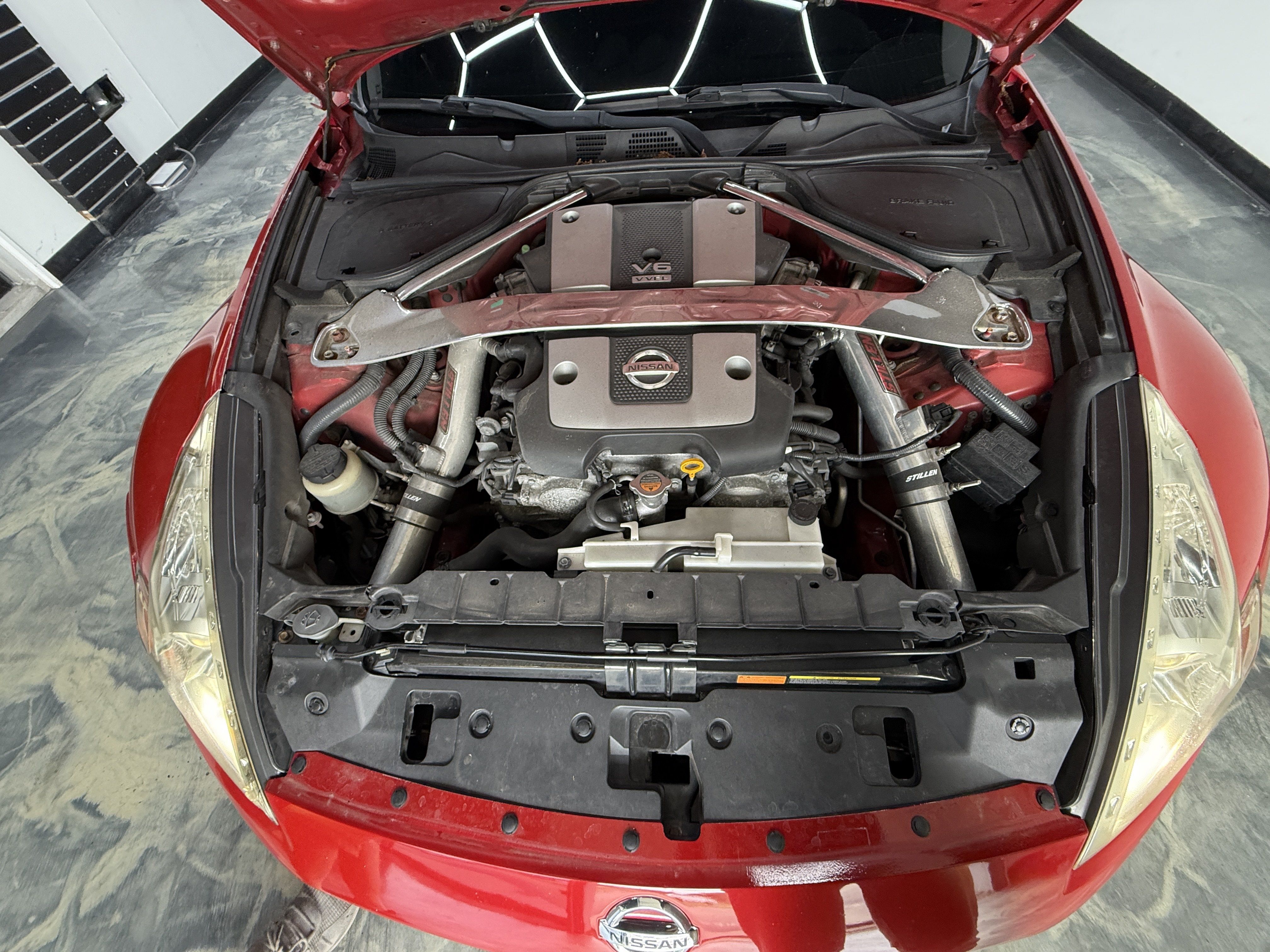 Used 2011 Nissan 370Z Coupe w/ Sport Pkg RWD image 25