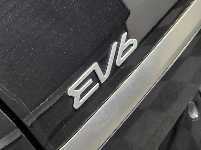 Used 2024 Kia EV6 Wind w/ Wind Technology Package AWD/4WD image 10