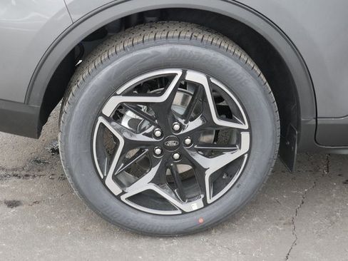 New 2026 Ford Escape Platinum w/ Premium Technology Package image 15