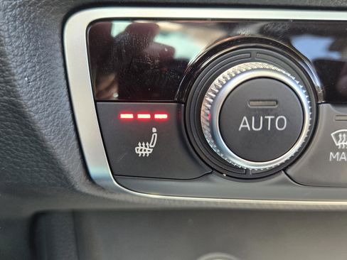 Used 2025 Audi Q3 2.0T Premium Plus w/ Premium Plus Package image 25