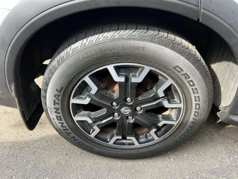 Used 2020 Nissan Pathfinder SL AWD/4WD image 7