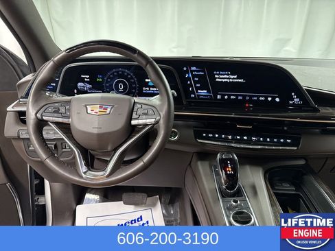 Used 2024 Cadillac Escalade Sport image 23