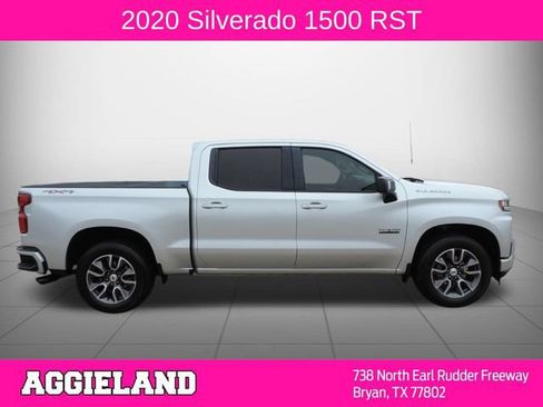 Used 2020 Chevrolet Silverado 1500 RST w/ Texas Edition AWD/4WD image 2
