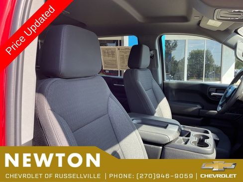 Used 2024 Chevrolet Silverado 1500 Custom w/ Turbomax Blackout Package AWD/4WD image 23