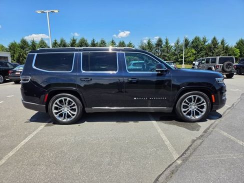 Certified 2022 Jeep Grand Wagoneer Series II AWD/4WD image 19