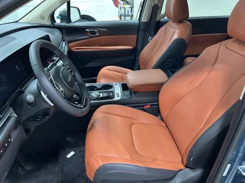 New 2026 Kia Carnival SX Prestige image 9